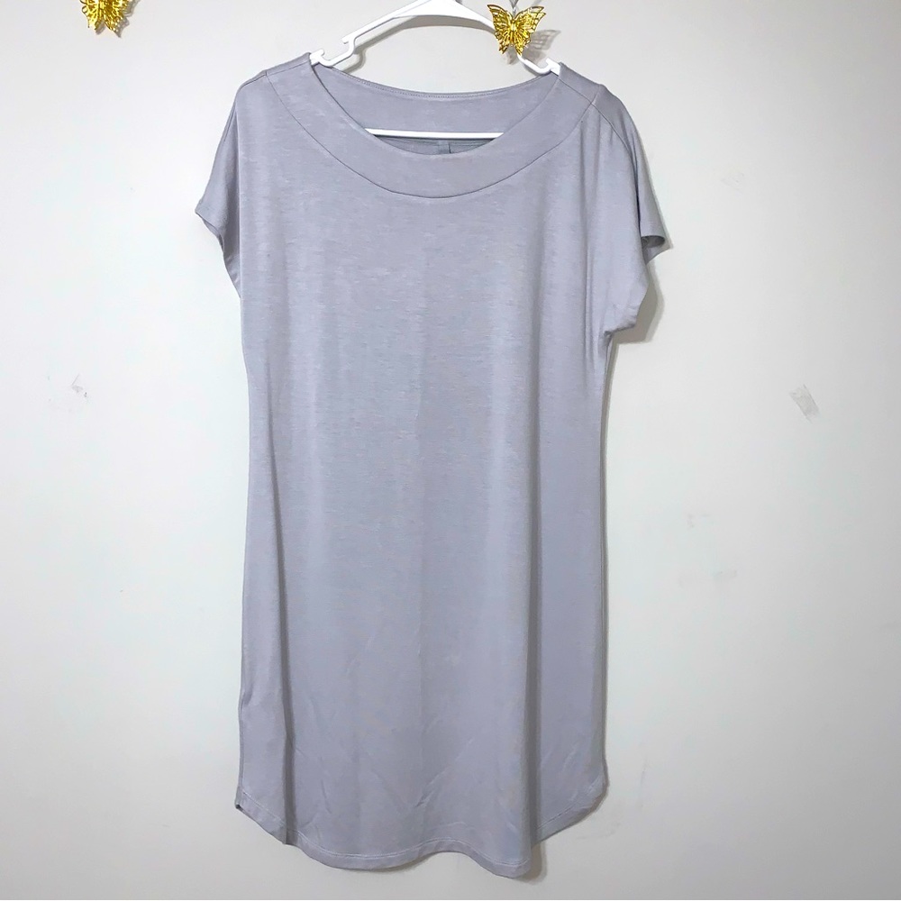 ✨NWT✨ Lou & Grey Soft Gray Popover Dress
